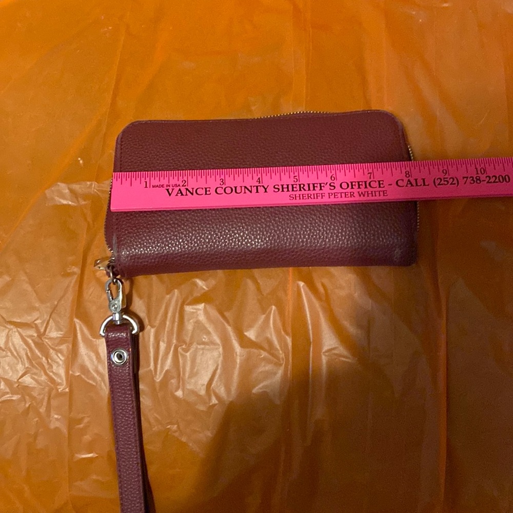 Thirty one wallet with wristlet (burgundy)